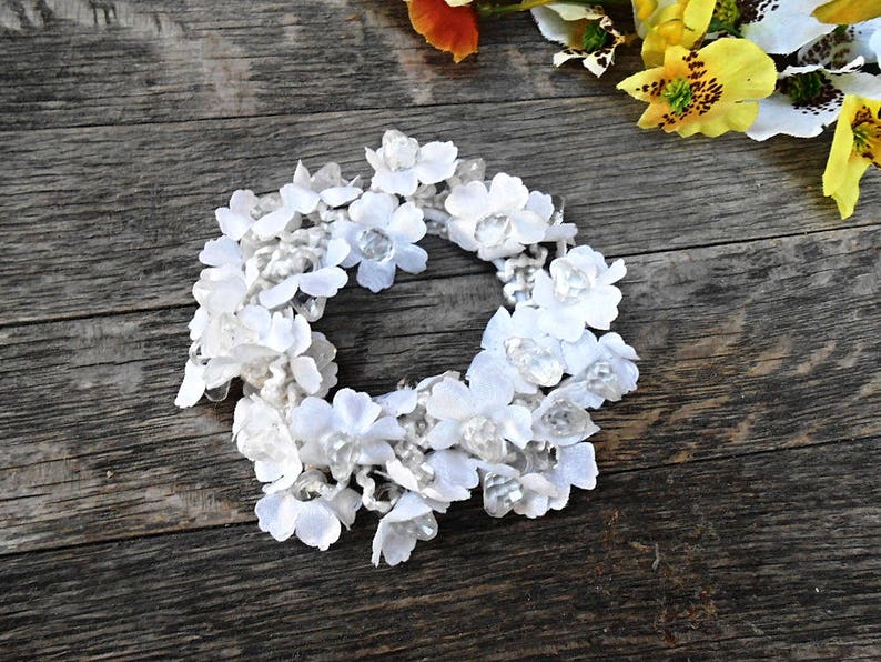 Hair Scrunchie Flower Snow White Cotton Ponytail Holder Floral Blossom Embroidery Crochet Elastic Wrap Hair Ties Glass Pearl Women Girl image 8