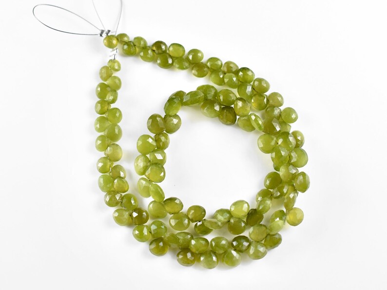 RGP36-04 Natural Vesuvianite Gemstone Vesuvianite Faceted Heart Beads Vasonite Faceted Heart Shape 13 Inch Strand 5x5-7x7 MM