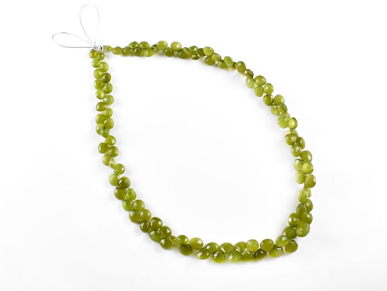 RGP36-04 Natural Vesuvianite Gemstone Vesuvianite Faceted Heart Beads Vasonite Faceted Heart Shape 13 Inch Strand 5x5-7x7 MM