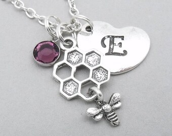 Honeycomb Bee heart initial necklace | honeycomb charm necklace | bee pendant | personalised bee necklace | honeycomb jewelry | letter