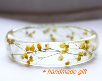 Real flower bracelet Resin real flower jewelry Pressed yellow flowers Dainty Botanical Terrarium real plant flower bangle Mothers day gift