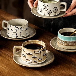 Handgefertigtes Keramik Kaffeetassen-Set | Vintage Japanischer Stil Teetasse mit Untertasse | Einzigartige Muster Steinzeug Espressotasse | Keramik Geschenk