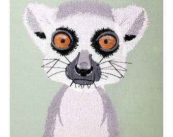 BFC316121 Curious Lemur
