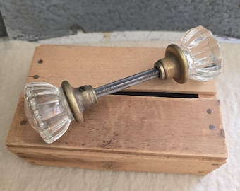 Vintage Door Knob / Vintage Glass Door Knob / Glass Door Knob / Vintage Architectural / Vintage Architectural Salvage / Farmhouse / Cottage