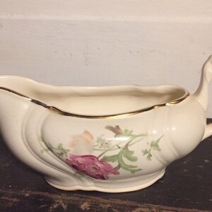 Vintage Taylor Smith and Taylor Gravy Boat / Vintage Gravy Boat / Vintage Dishes / Vintage Kitchen Decor / Floral Print Dishes