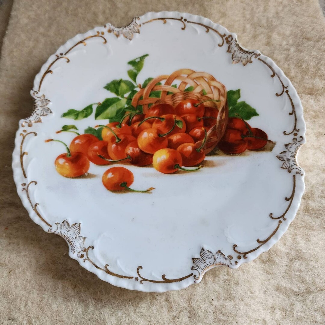 Cherries / Bavaria / Farmhouse Style / Cottage Style / Cottagecore