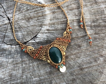 Fine macramé necklace, Indian agate cabochon