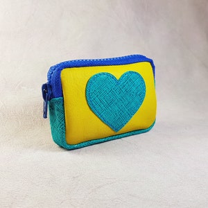 Monedero cuero, monedero piel, monedero corazón, artesanía, regalo, cartera, tarjetero, love, amor, regalo enamorados