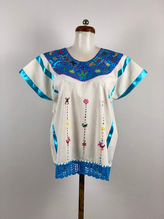Mexican blouse with hand embroidered animals, mexi