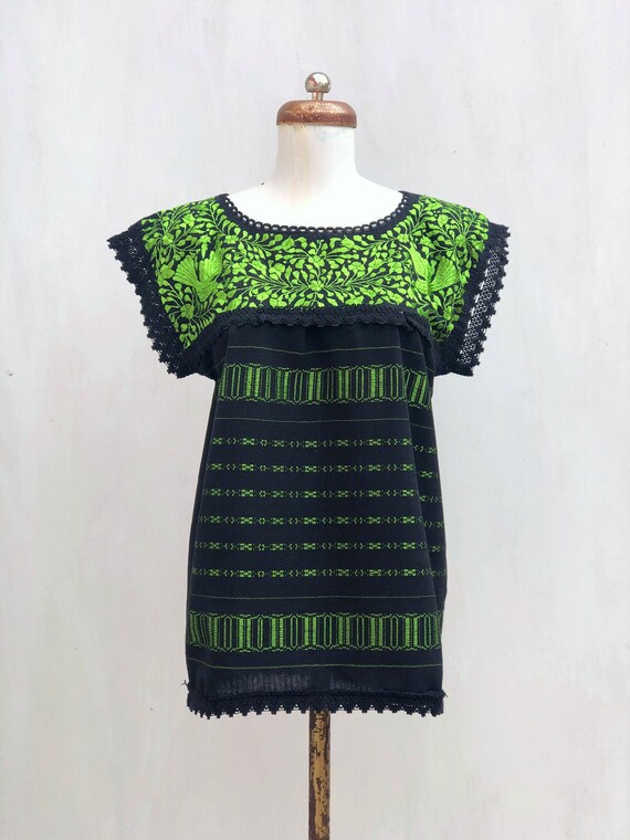 Mexican blouse, mexican embroidered blouse, mexica