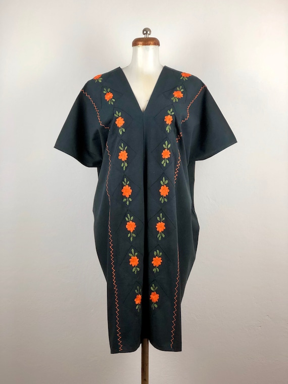 Mexican dress, Mexican dress with hand embroidered