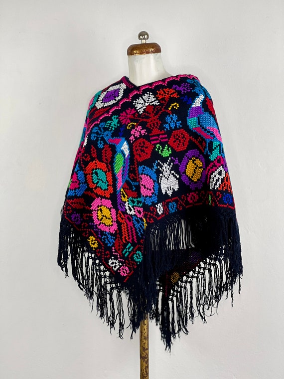 Hand Woven Mexican poncho,  woven poncho with emb… - image 6