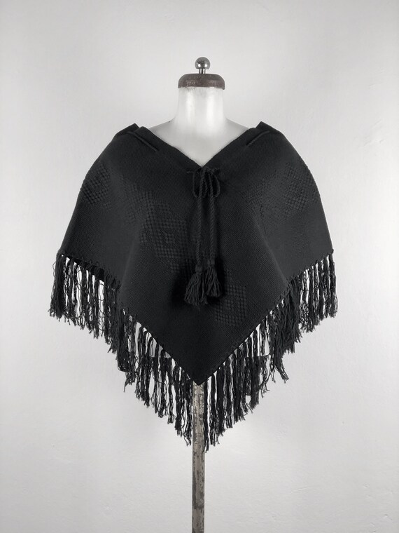 Hand Woven Mexican Poncho, Woven Poncho, Poncho, O