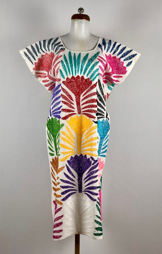 Embroidered mexican dress, Mexican dress with hand