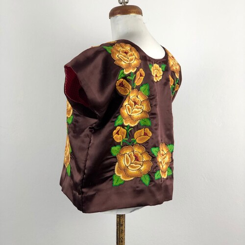 Vintage Tehuana with hand shops embroidered flowers in brown satin, mexican tehuana blouse, Oaxaca blouse, embroidered flowers