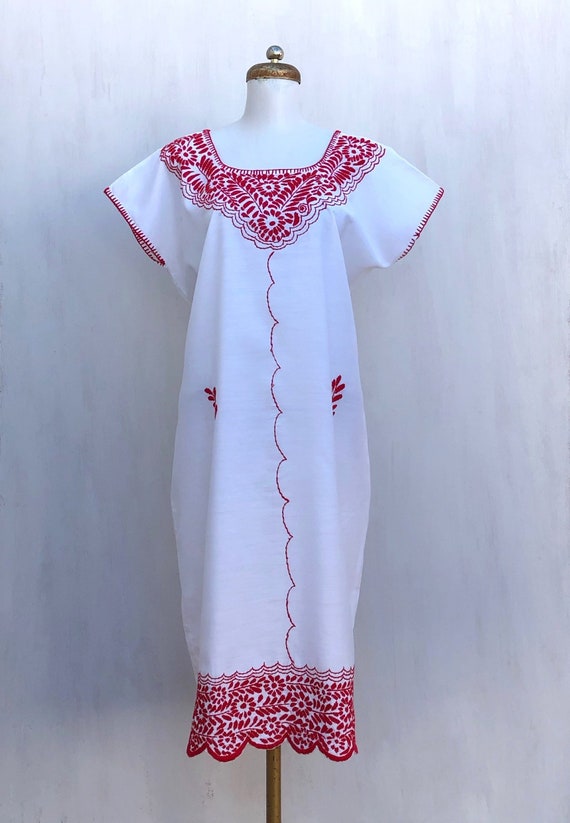 Oaxaca dress, mexican flowers dress, Mexican embro