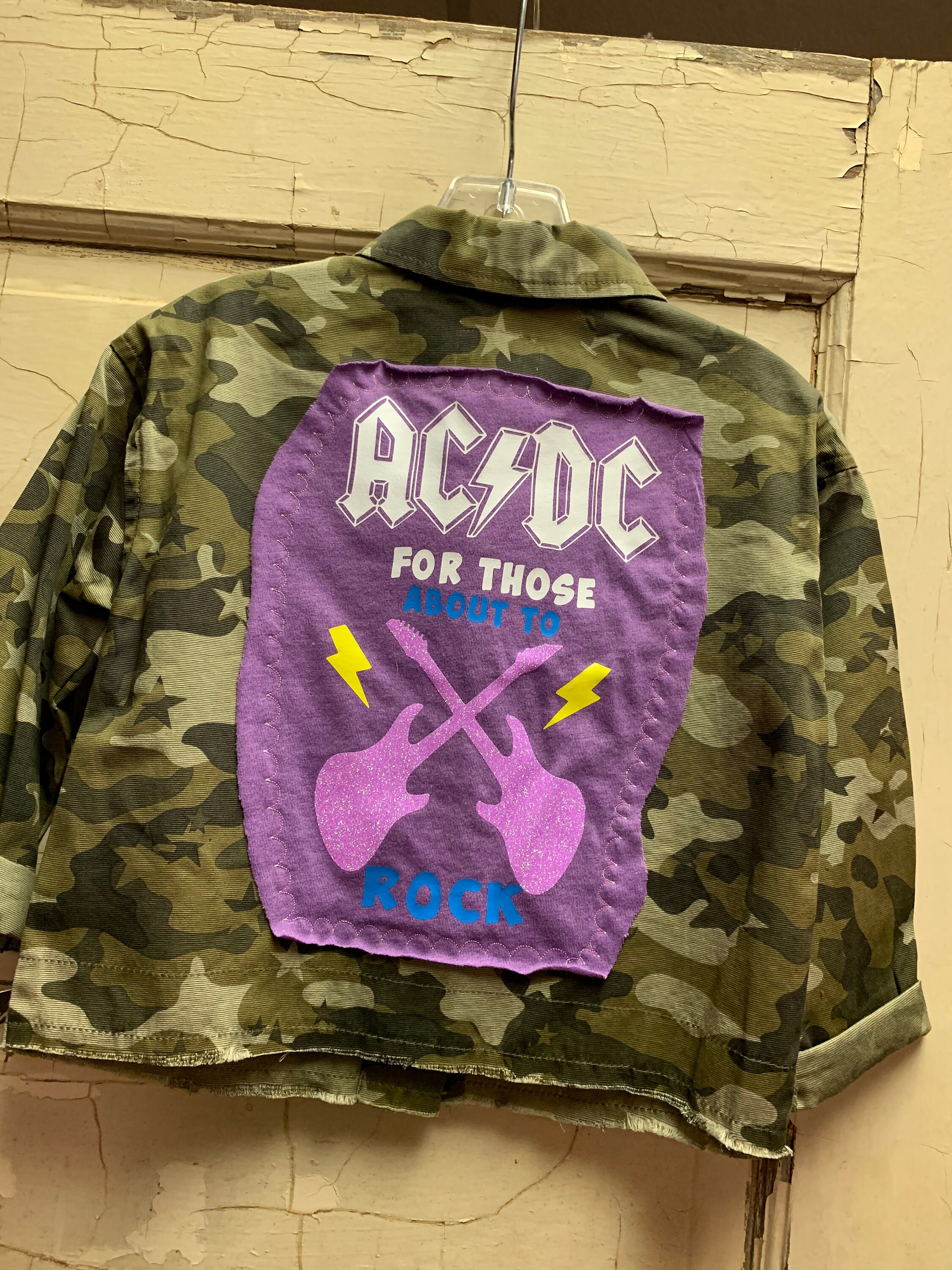 dc camo jacket