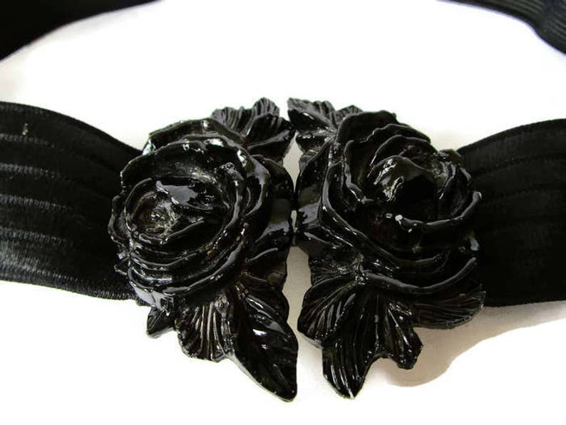 Vintage black elastic belt with floral roses buckle 1980s Retro Belt Women accessories
