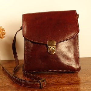 90s Vintage Original THE TREND Brown Real Leather Bag Crossbody Bag Women's or Men's Shoulder Bag Thick Leather Purse made in ITALY
