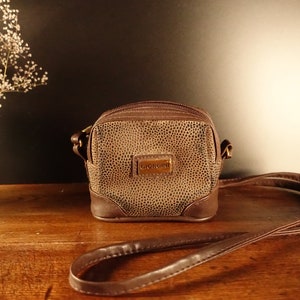 GIORGINI Italie Mini sac à bandoulière en simili cuir marron, sac à bandoulière vintage des années 90 petit sac à main Design italien marron sac à main femme cadeau pour elle