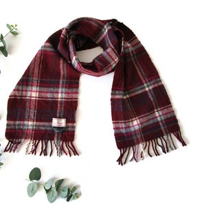 Mens Wool Scarf 80s Vintage Checked Red Grey Plaid Soft Shawl Fringed Muffler Retro Tartan Neck Warmer Christmas Gift for Boyfriend