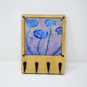 Blue Flowers Watercolor Wooden Key Rack for Wall with Changeable Ceramic Art, Entryway Organizer, Solid Wood Rack with Hooks, Key Holder