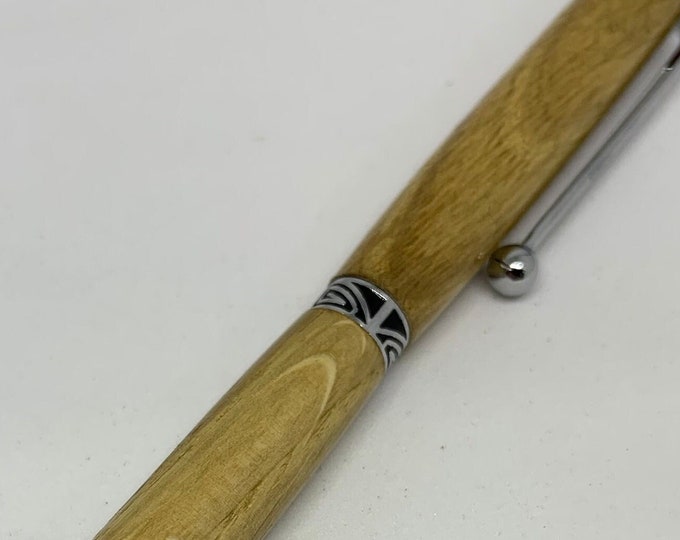 Oak ‘Deco’ handcrafted pen with chrome plating