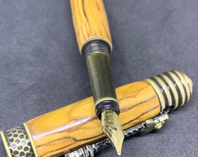 Bethlehem Olivewood fountain pen with HoneyBee fittings