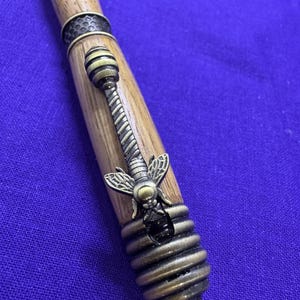 English Oak fountain pen with HoneyBee fittings image 6