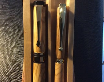 Handcrafted Olive wood fountain and ballpoint pen set with Rosewood and Maple box