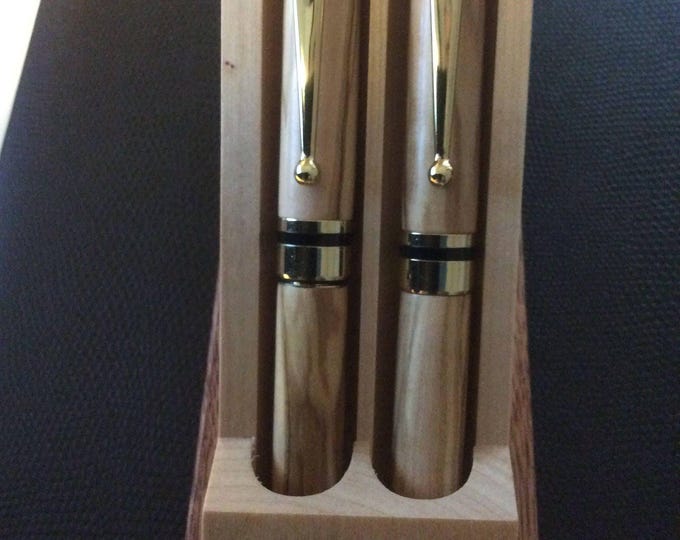 Handcrafted Italian Olive Wood Fountain Pen Set with Rosewood Presentation Box