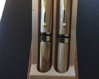 Matching Pair of handcrafted Italian Olive wood fountain pens with Rosewood and Maple presentation box