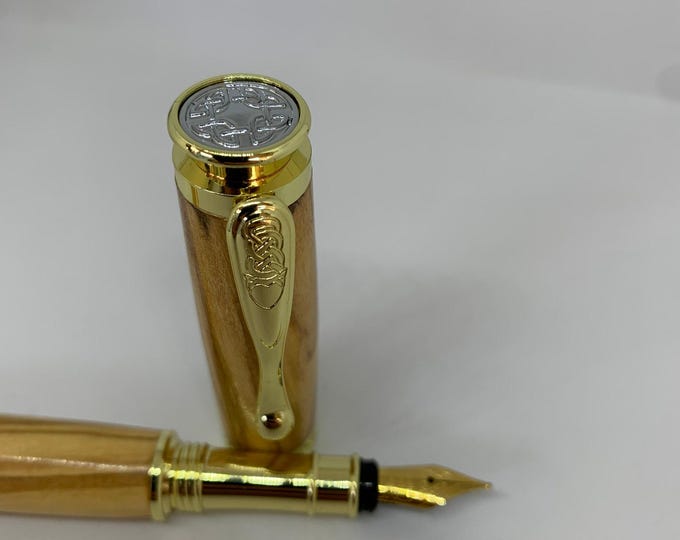 Handcrafted Olive wood Celtic Knot fountain pen