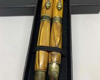 Handcrafted Honeybee Fountain Pen and Ballpoint Set in Bethlehem ‘Holy Land’ Olive wood