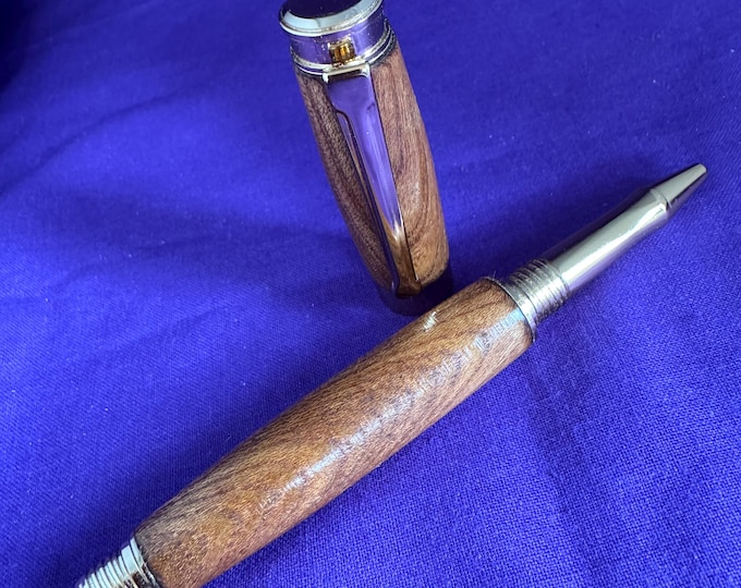 Quality Scots Elm rollerball pen in gold