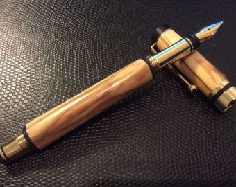 Handcrafted Olive wood fountain pen