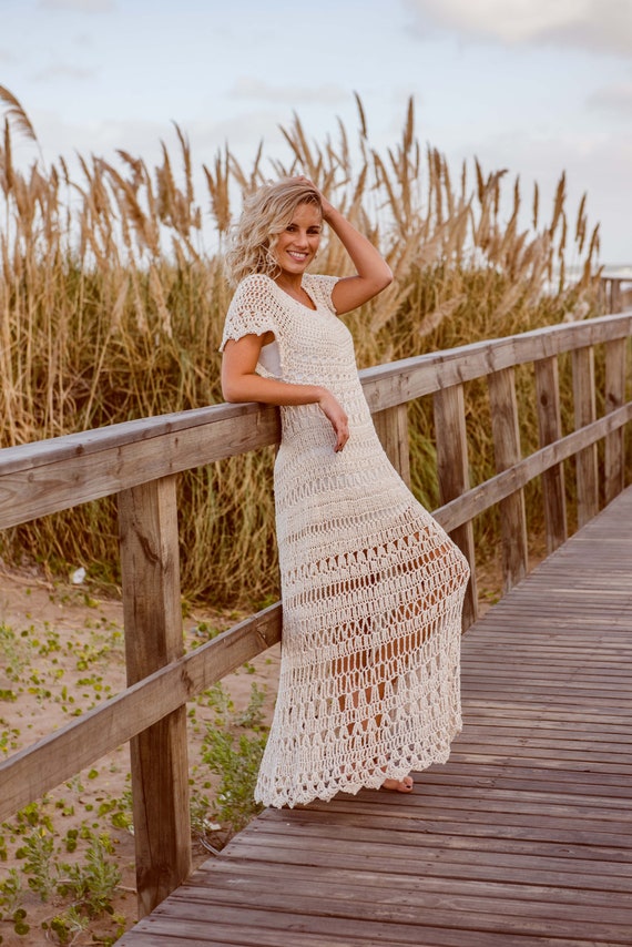 she has on a long dress in spanish Spanish Dress Long Sleeve Long