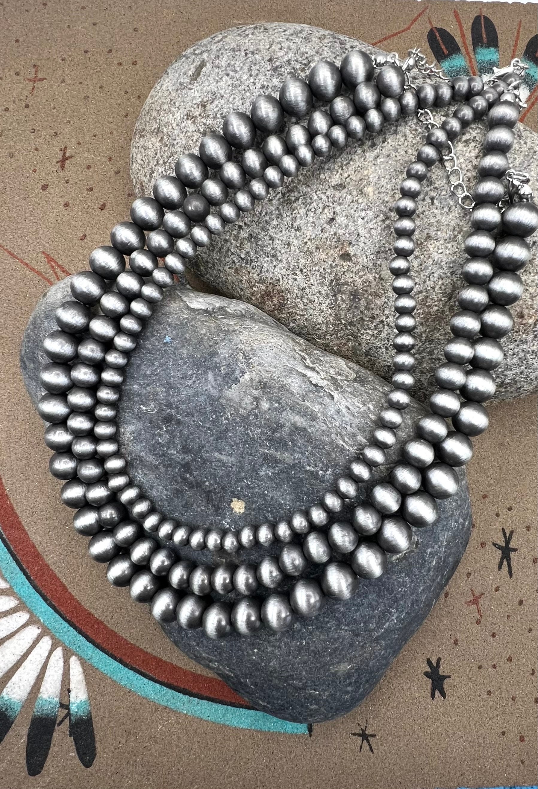 Costume Southwest Handmade FAUX Navajo Pearl Silver Tone Beaded 3