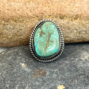 Interlocking Handmade Vintage Native American Navajo Cerrillos Turquoise Sterling Silver Ring Interlocking Handmade Vintage Native American Navajo Cerrillos Turquoise Sterling Silver Ring