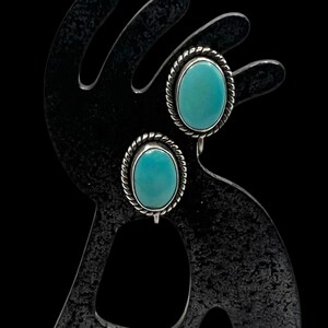 Pacific jewelry company deals