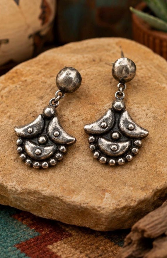 Antique 1920's Mexico Sterling Silver Screw Back Dangle Earrings, Antique Earrings, Mexico Earrings, Antique Mexico Earrings, Mexico