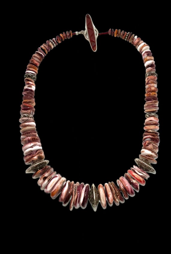 The Best Native American Navajo Spiny Oyster Sterling Silver Tubule Necklace The Best Native American Navajo Spiny Oyster Sterling Silver Tubule Necklace