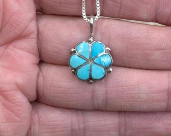Vintage Zuni Sterling Silver Natural Turquoise Inlay Flower Pendant Necklace, Zuni Necklace, Turquoise Necklace, Native American Necklace