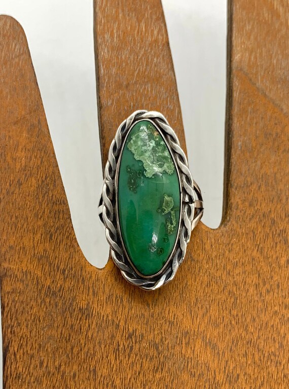 Vintage Navajo Sterling Silver Natural Green Damel