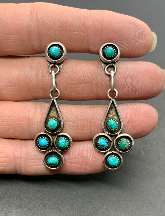 Vintage Zuni Sterling Silver Turquoise Petit Point