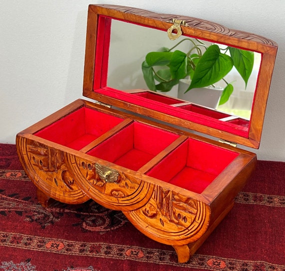 Vintage Retro Chinese Jewellery Box - Carved Wood… - image 7