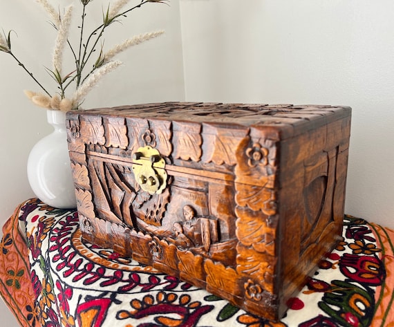 Large Vintage Chinese Wooden Jewellery Box - Carve