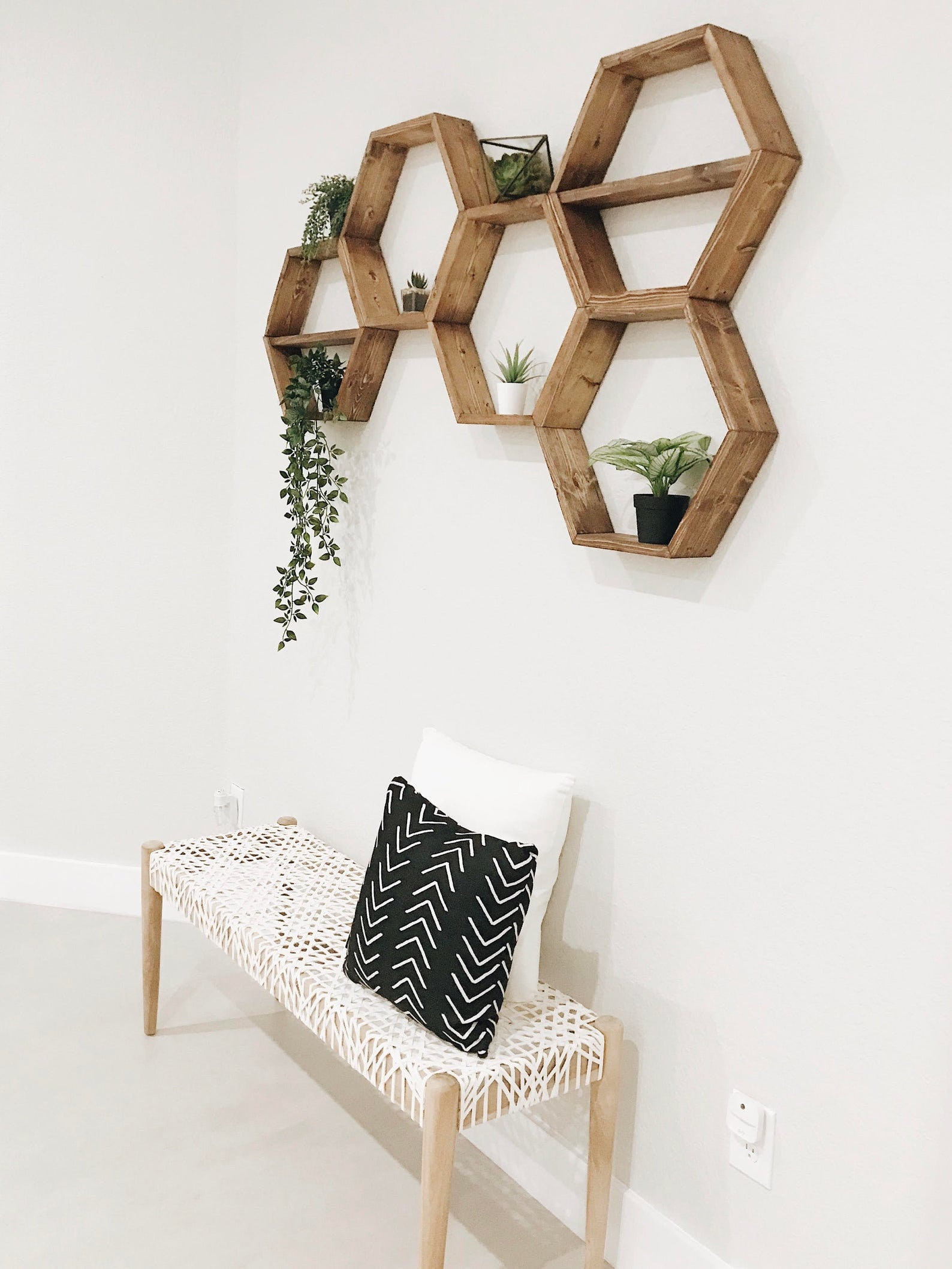 Hexagon Shelves Minimalist Shelves Modern Floating Shelves Etsy Canada