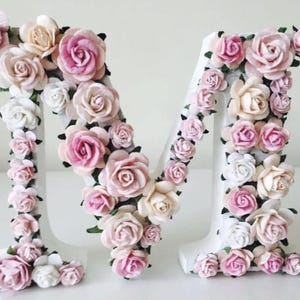 Personalisierte Holzbuchstabe Dekor Papierblume personalisierte Buchstabe Holzblume Brief für Mädchen-Kinderzimmer und Mädchen-Schlafzimmer Kinderzimmer Wandkunst Bild 17