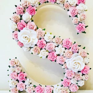 Personalisierte Holzbuchstabe Dekor Papierblume personalisierte Buchstabe Holzblume Brief für Mädchen-Kinderzimmer und Mädchen-Schlafzimmer Kinderzimmer Wandkunst Bild 12